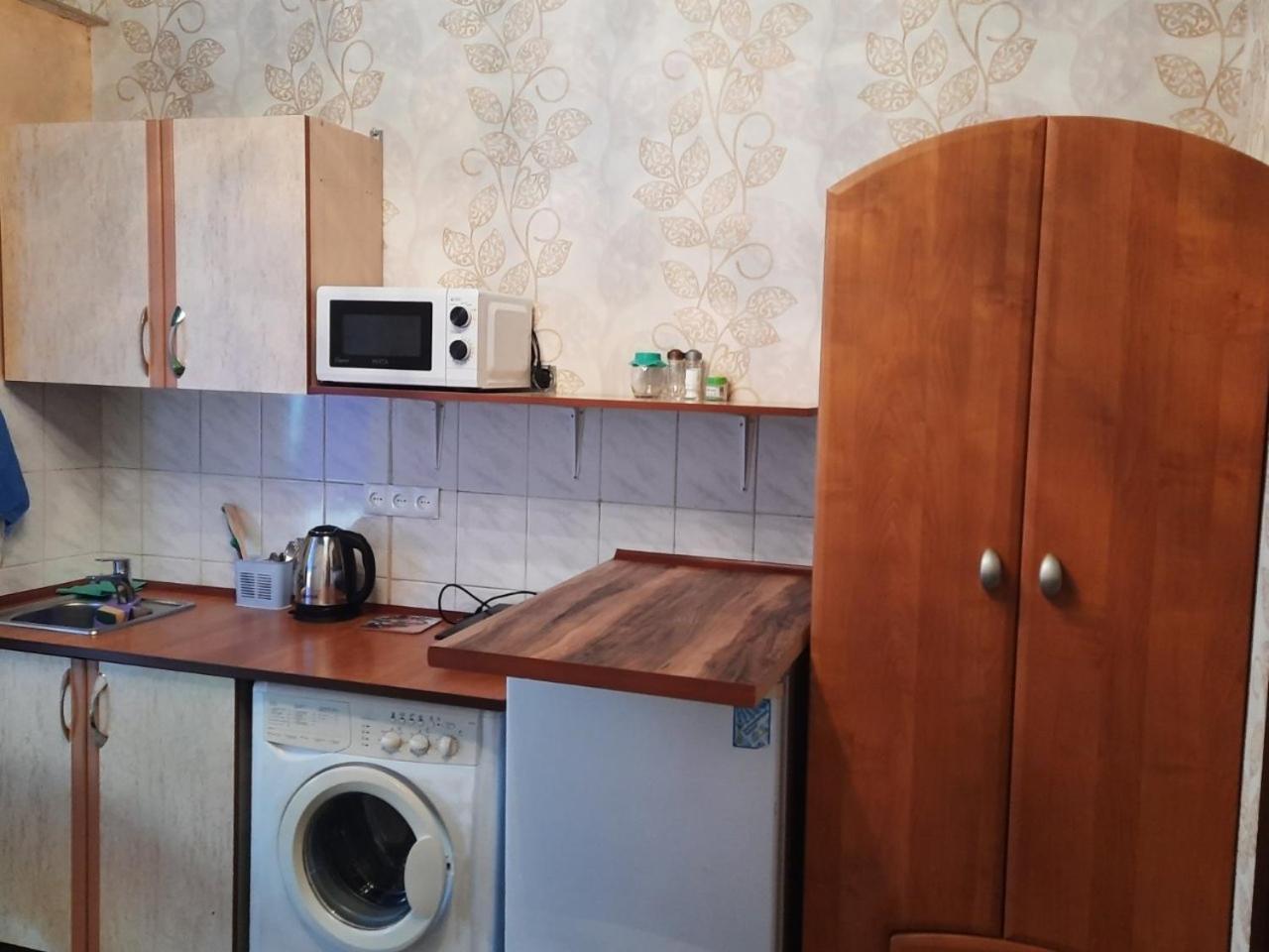 Gold Odessa Apartment Bilik gambar