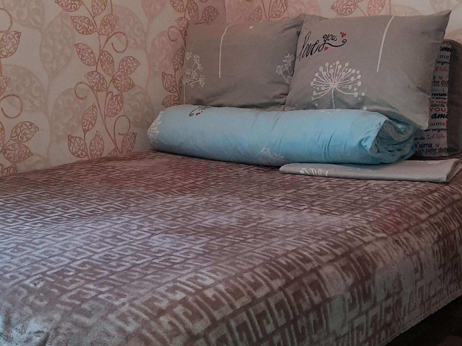 Gold Odessa Apartment Bilik gambar