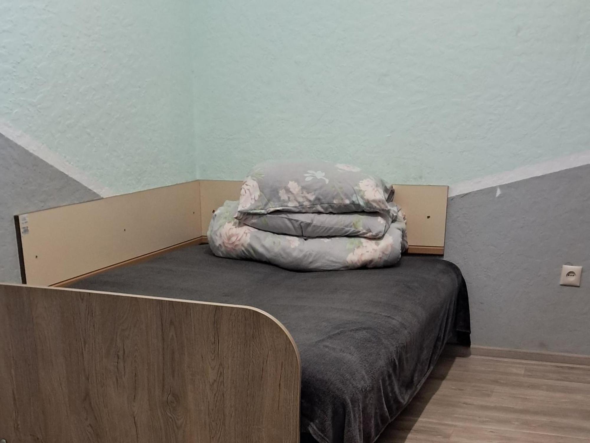 Gold Odessa Apartment Bilik gambar